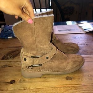 UGG AUSTRALIA boots!!❤️